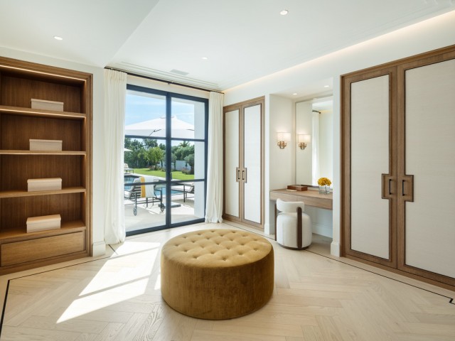 6 Bedrooms Villa in The Golden Mile