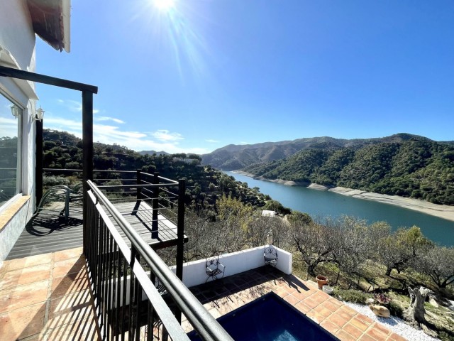 3 Schlafzimmer Villa in Istán