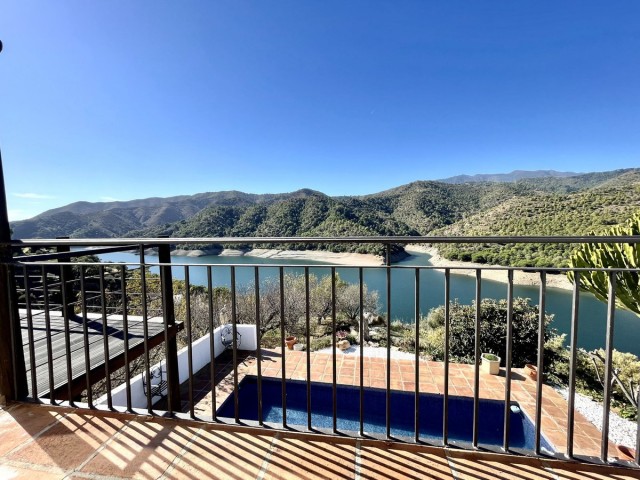 3 Schlafzimmer Villa in Istán