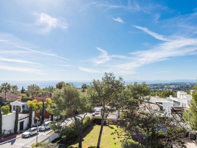 4 Bedrooms Townhouse in The Golden Mile