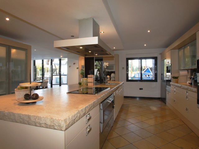 8 Slaapkamer Villa in Artola