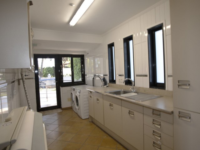 8 Slaapkamer Villa in Artola