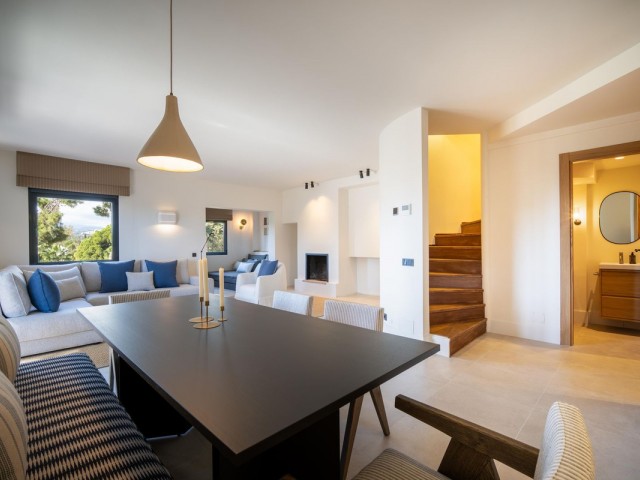 3 Bedrooms Apartment in Nueva Andalucía