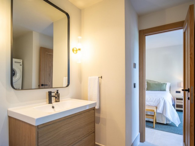 3 Bedrooms Apartment in Nueva Andalucía