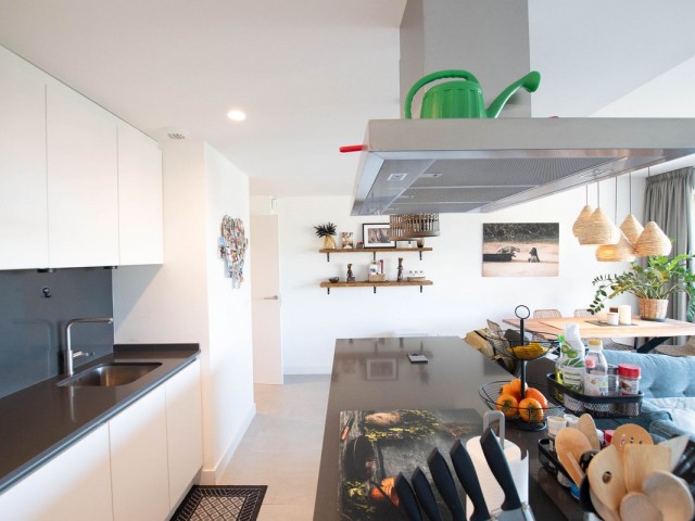 2 Bedrooms Apartment in New Golden Mile