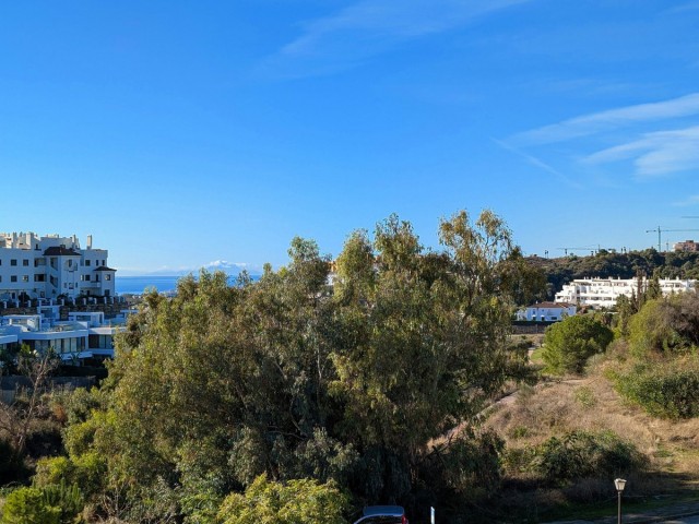 Huoneisto, New Golden Mile, R5264404