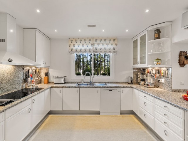 Apartamento con 3 Dormitorios  en La Heredia