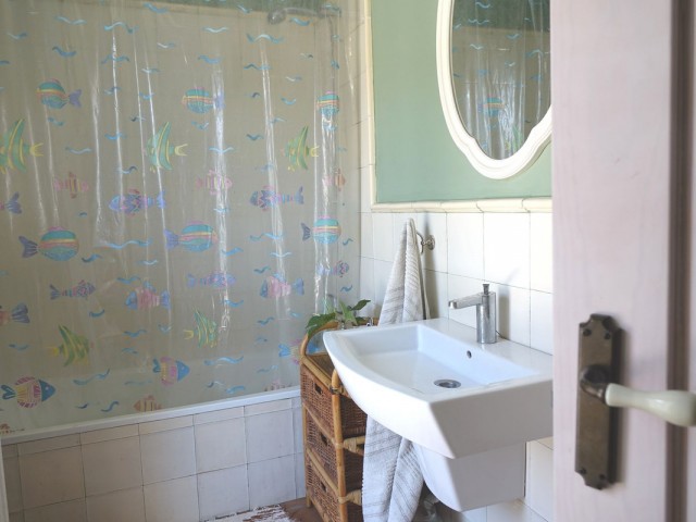 5 Makuuhuoneen Huvila Valtocado