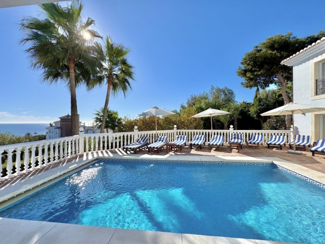 5 Bedrooms Villa in La Cala de Mijas