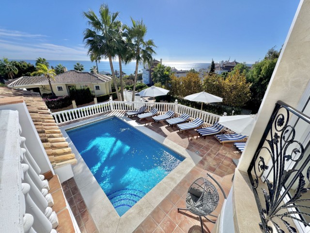 5 Bedrooms Villa in La Cala de Mijas