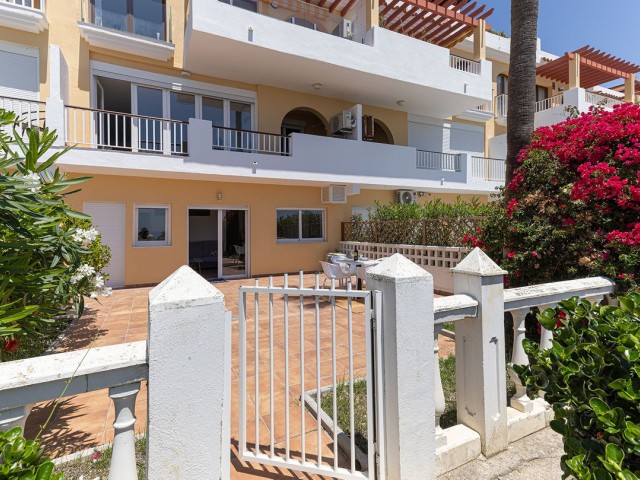 5 Bedrooms Apartment in Estepona