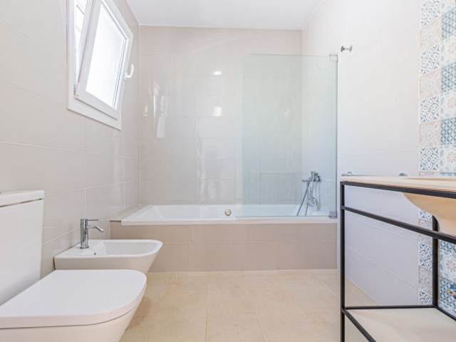 Villa con 4 Dormitorios  en Sotogrande