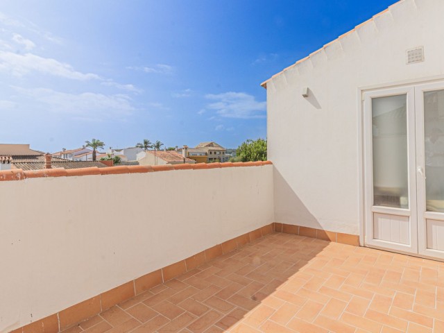 Villa con 4 Dormitorios  en Sotogrande