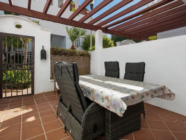 3 Bedrooms Apartment in Nueva Andalucía