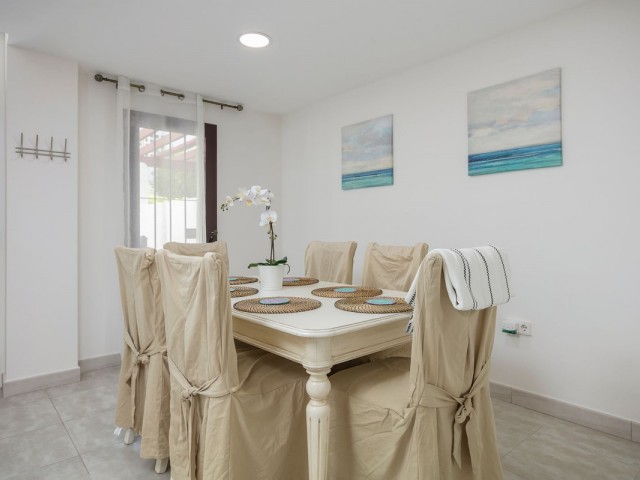 3 Bedrooms Apartment in Nueva Andalucía