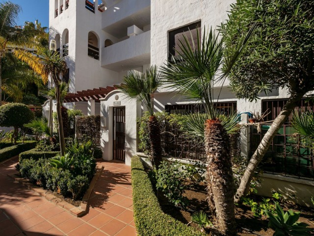 3 Bedrooms Apartment in Nueva Andalucía
