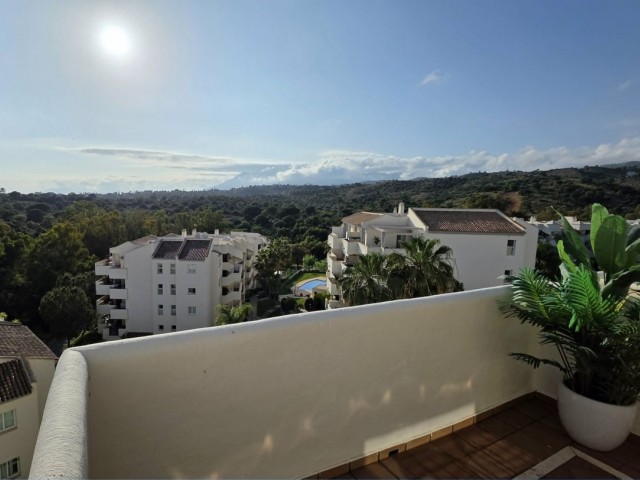 Penthouse avec 2 Chambres  à Elviria