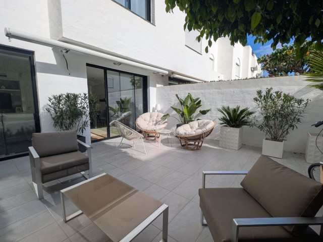 4 Slaapkamer Rijtjeshuis in San Pedro de Alcántara