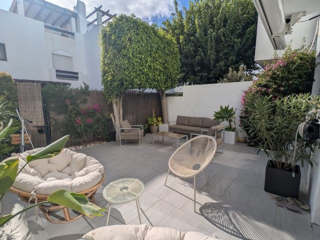 4 Schlafzimmer Reihenhaus in San Pedro de Alcántara