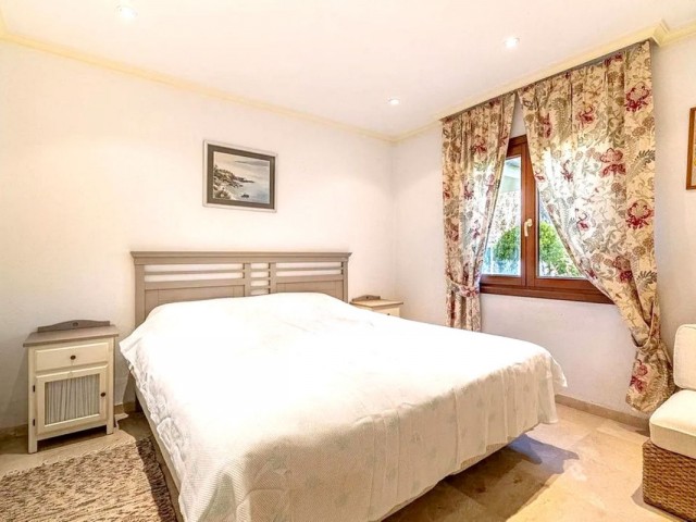 5 Soveroms Villa i Costalita