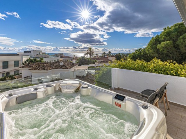 Villa avec 5 Chambres  à Las Chapas