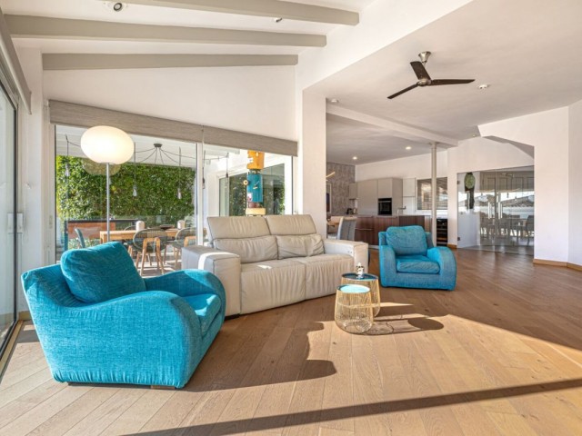 Villa avec 5 Chambres  à Las Chapas