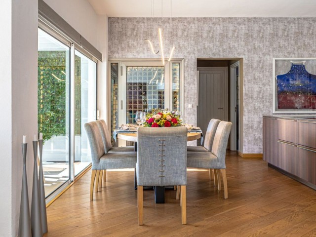 Villa avec 5 Chambres  à Las Chapas