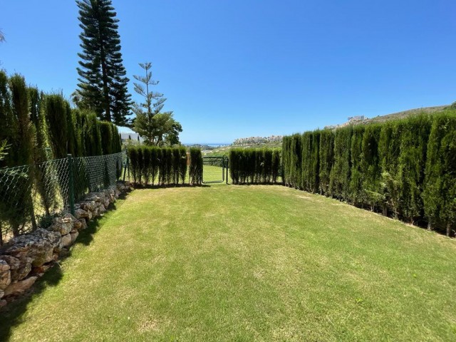 Maison mitoyenne avec 3 Chambres  à Benahavís