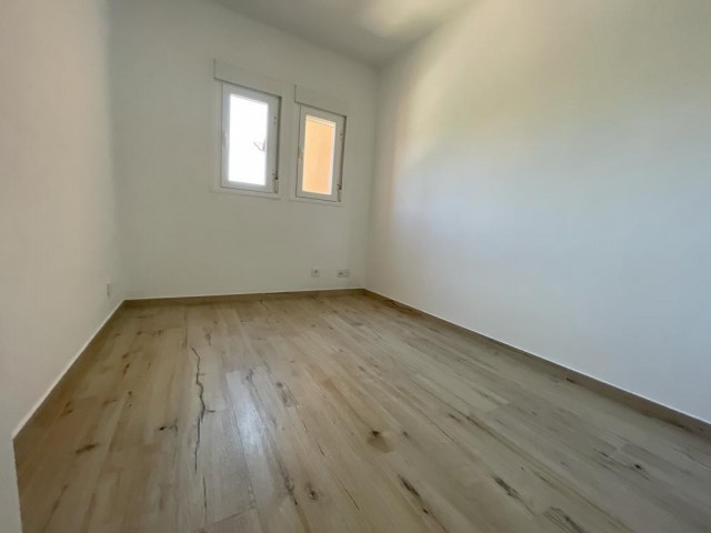 Maison mitoyenne avec 3 Chambres  à Benahavís