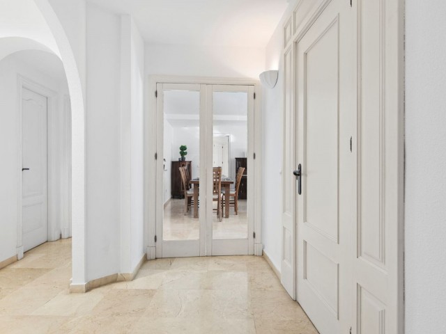 3 Bedrooms Apartment in Estepona