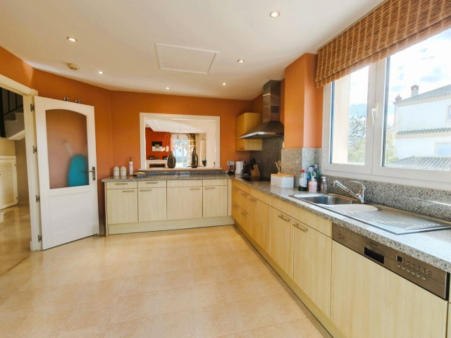 3 Makuuhuoneen Huoneisto San Roque Club