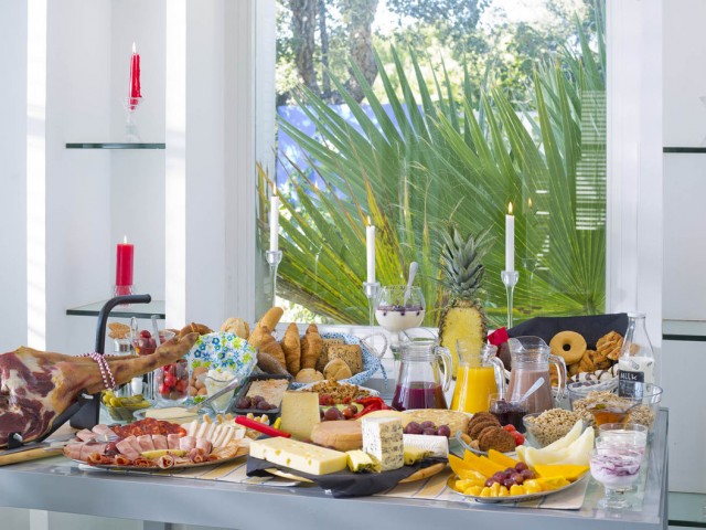 8 Schlafzimmer Villa in Elviria