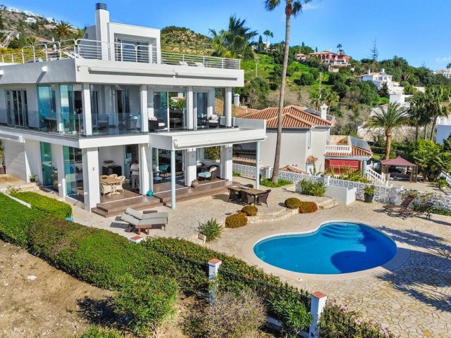 4 Sovrums Villa i Benalmadena