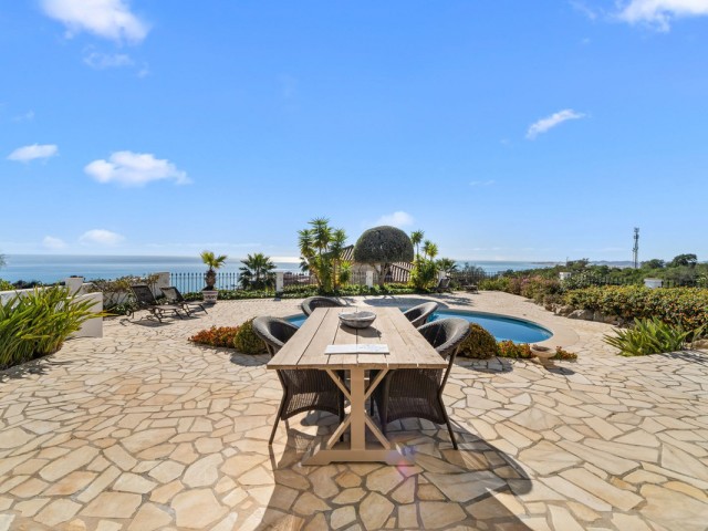 4 Bedrooms Villa in Benalmadena