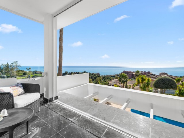 4 Bedrooms Villa in Benalmadena