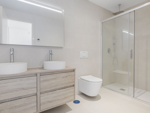 2 Sovrums Lägenhet i Fuengirola