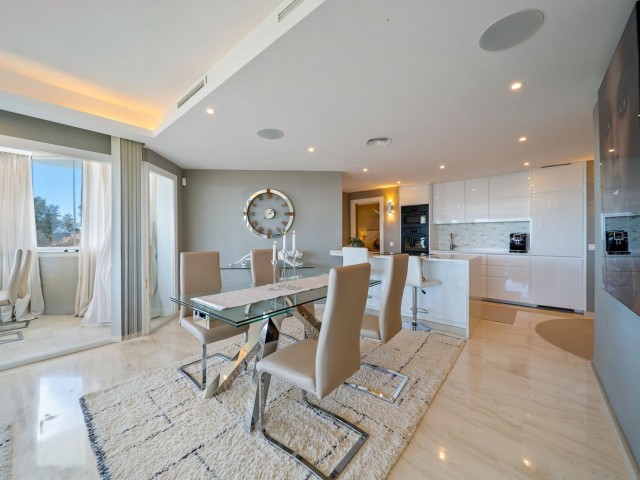 Kattohuoneisto Calahonda