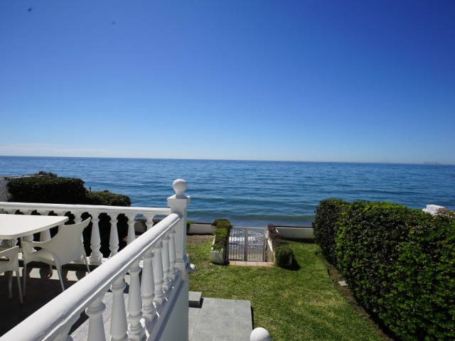 2 Soveroms Villa i Estepona