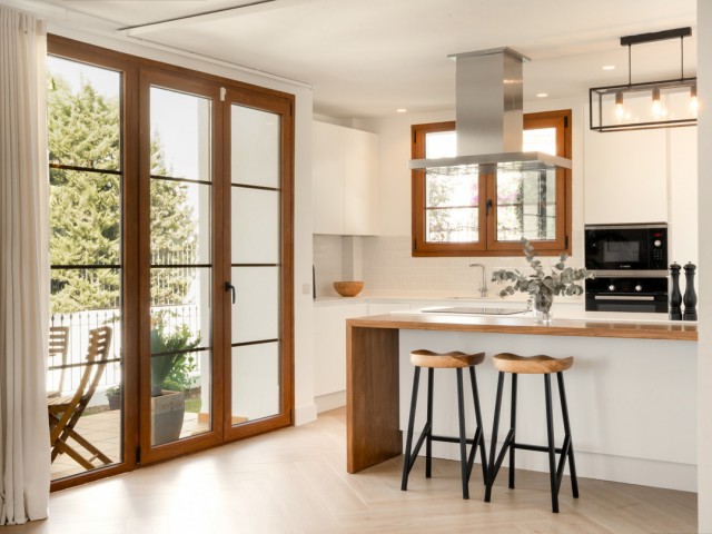 4 Soveroms Villa i Estepona