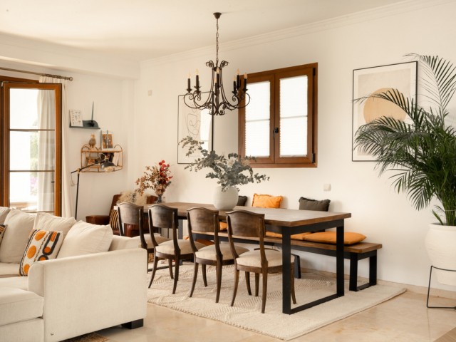 4 Soveroms Villa i Estepona