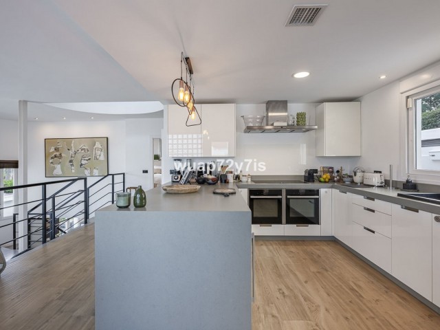 Villa avec 4 Chambres  à San Pedro de Alcántara