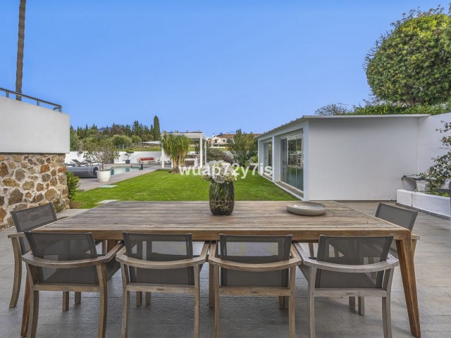 Villa avec 4 Chambres  à Guadalmina Alta