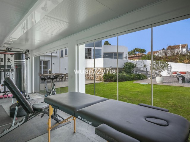 Villa avec 4 Chambres  à Guadalmina Alta