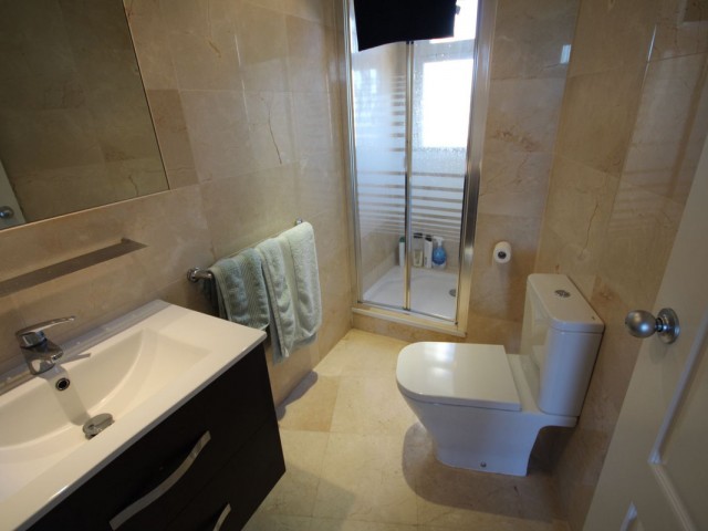 Penthouse avec 2 Chambres  à Riviera del Sol