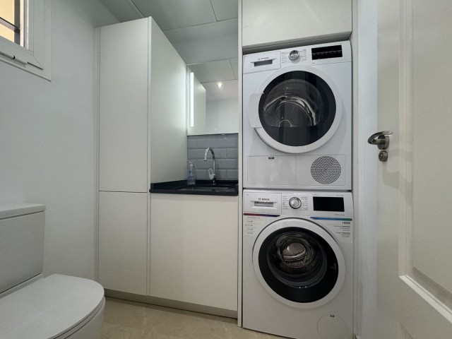 5 Bedrooms Townhouse in Marbella