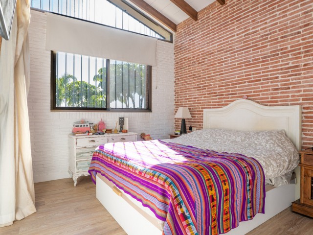 5 Bedrooms Villa in Nueva Andalucía