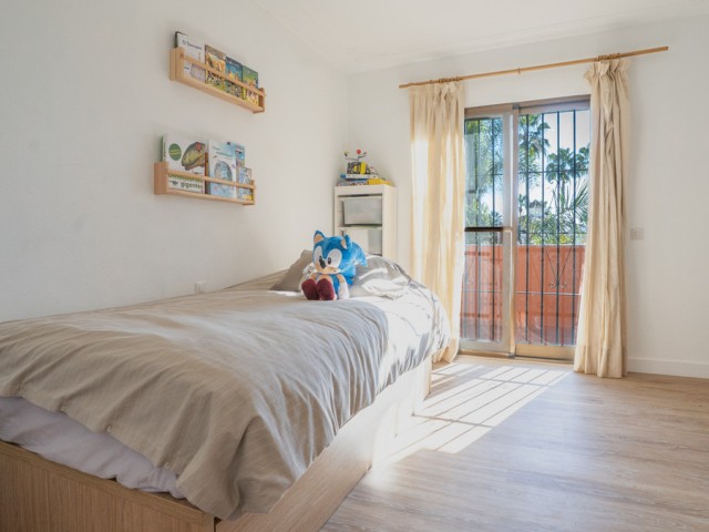 5 Bedrooms Villa in Nueva Andalucía