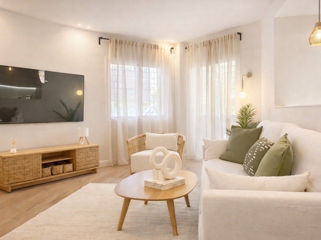 3 Bedrooms Apartment in Estepona