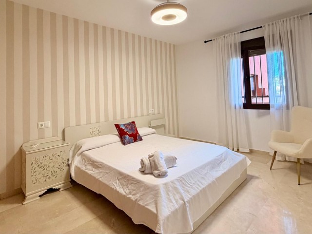 2 Soveroms Leilighet i Estepona