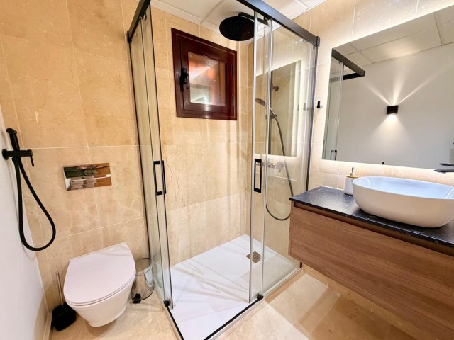 2 Soveroms Leilighet i Estepona